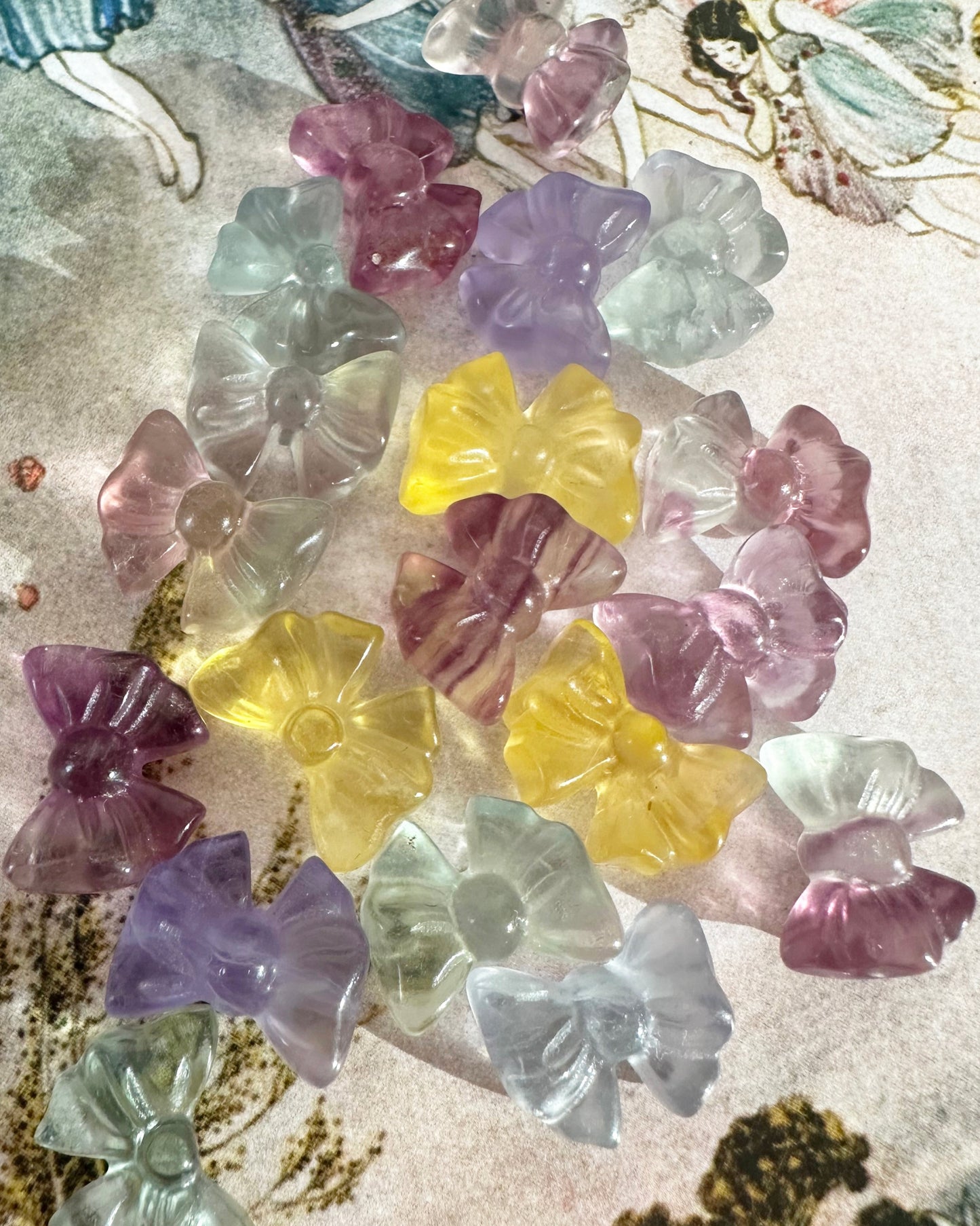 Mini Fluorite Bow Crystal Carving – Coquette Ribbon, Focus & Clarity | Choose Color, 1 Piece
