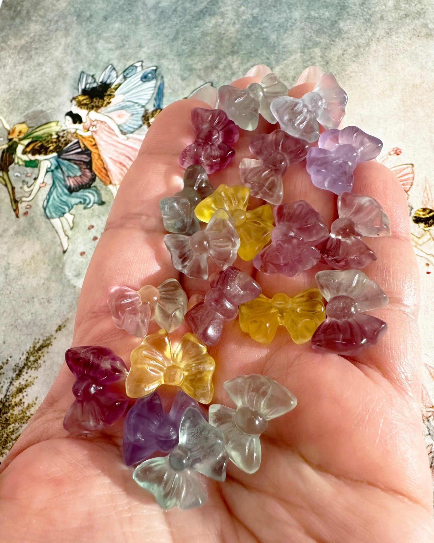 Mini Fluorite Bow Crystal Carving – Coquette Ribbon, Focus & Clarity | Choose Color, 1 Piece