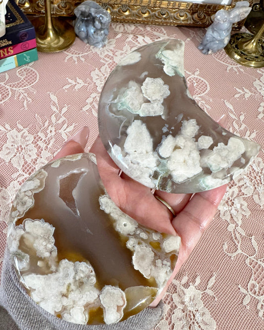 Flower Agate Moon on Gold Stand – Polished Moon Crystal Decor, Growth & Self‑Love | Choose Moon