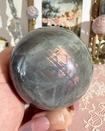 Labradorite Sphere Crystal Ball – Colorful Flash, Intuition & Aura Protection | 1 Piece